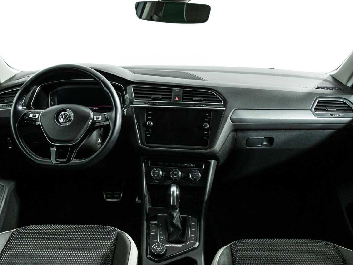 Купить Volkswagen Tiguan с пробегом. Фото: #12