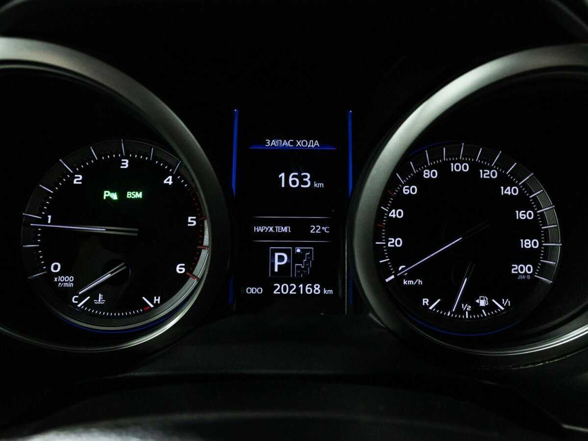 Купить Toyota Land Cruiser Prado с пробегом. Фото: #11