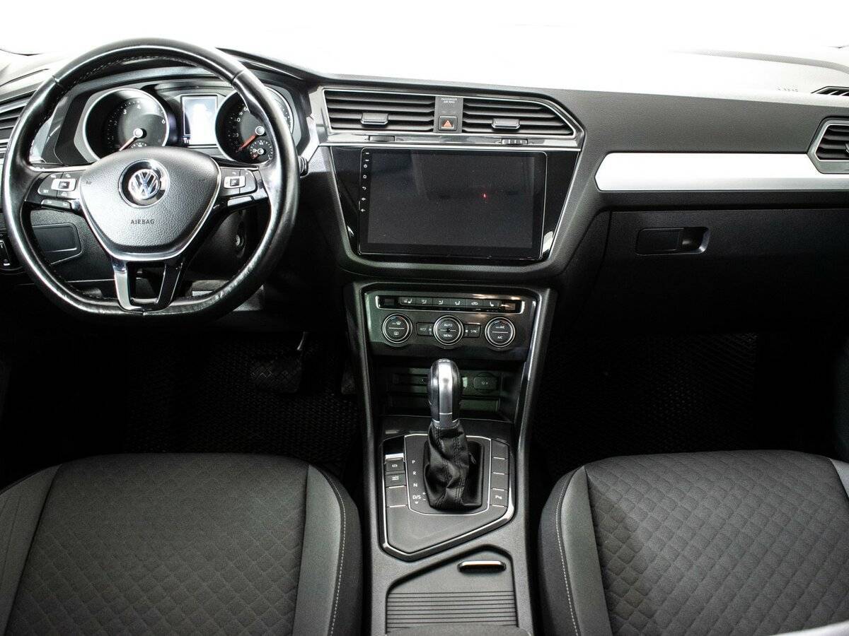 Купить Volkswagen Tiguan с пробегом. Фото: #8