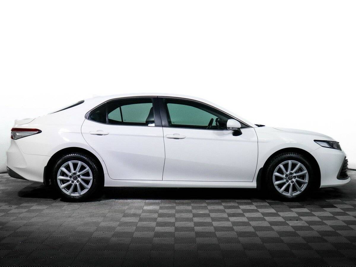 Купить Toyota Camry с пробегом. Фото: #3
