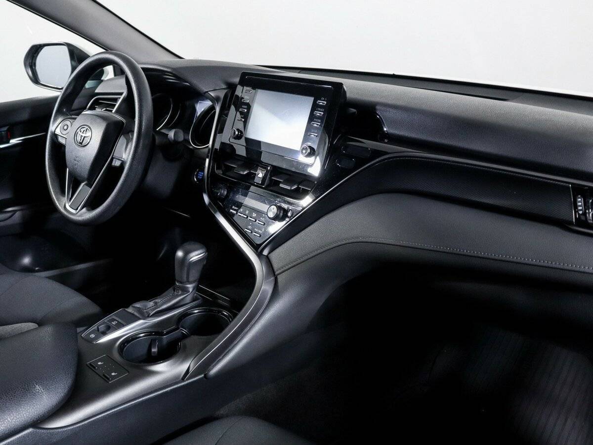 Купить Toyota Camry с пробегом. Фото: #8