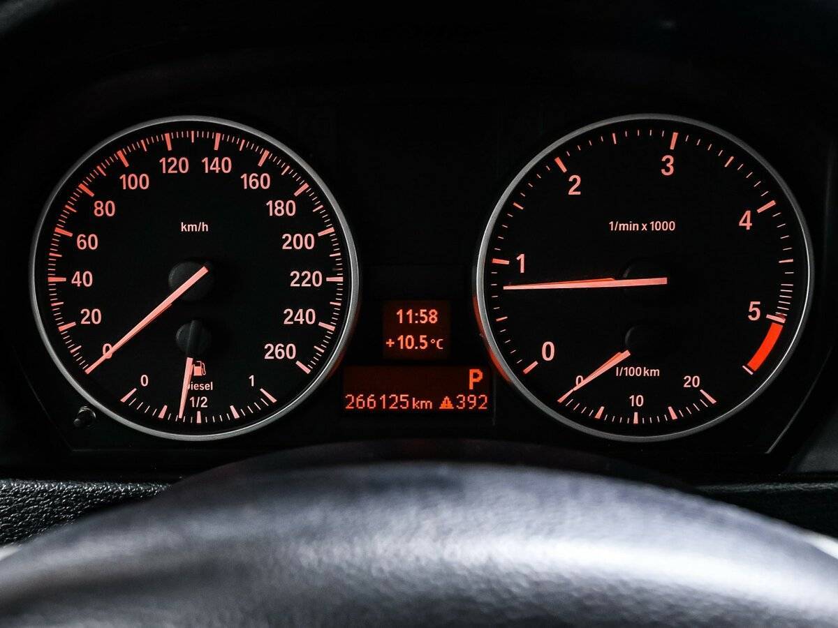 Купить BMW X1 с пробегом. Фото: #9