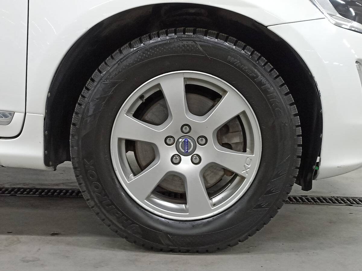 Купить Volvo XC60 с пробегом. Фото: #17