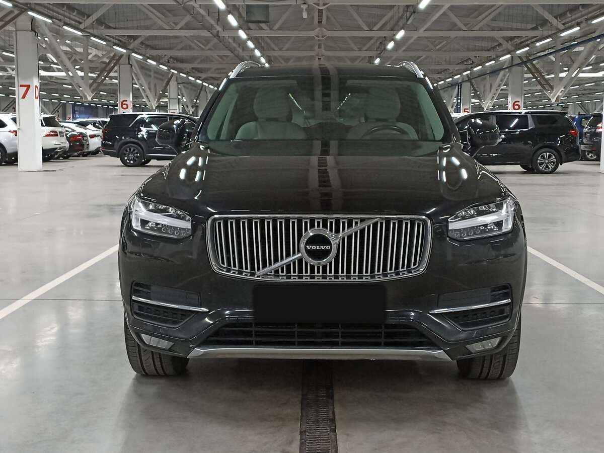Купить Volvo XC90 с пробегом. Фото: #1