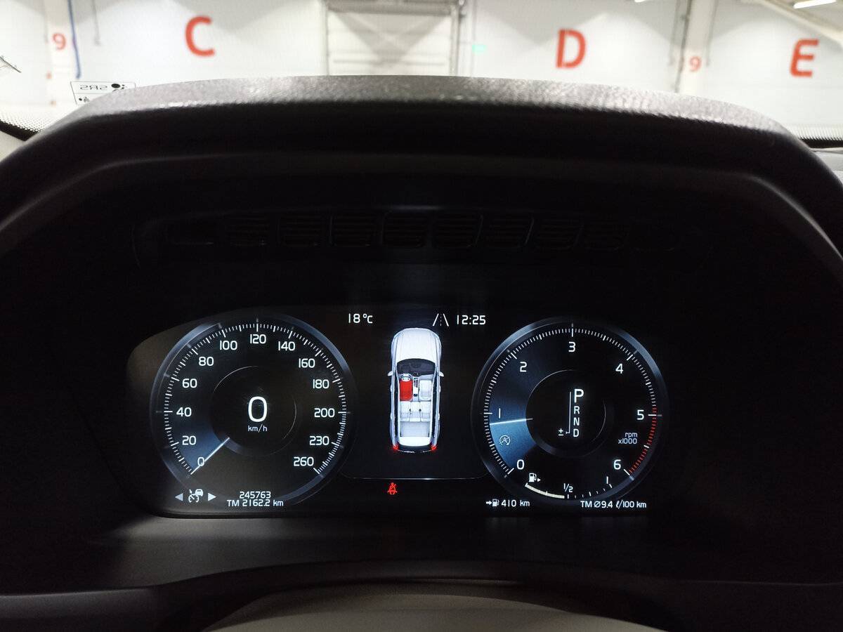 Купить Volvo XC90 с пробегом. Фото: #12