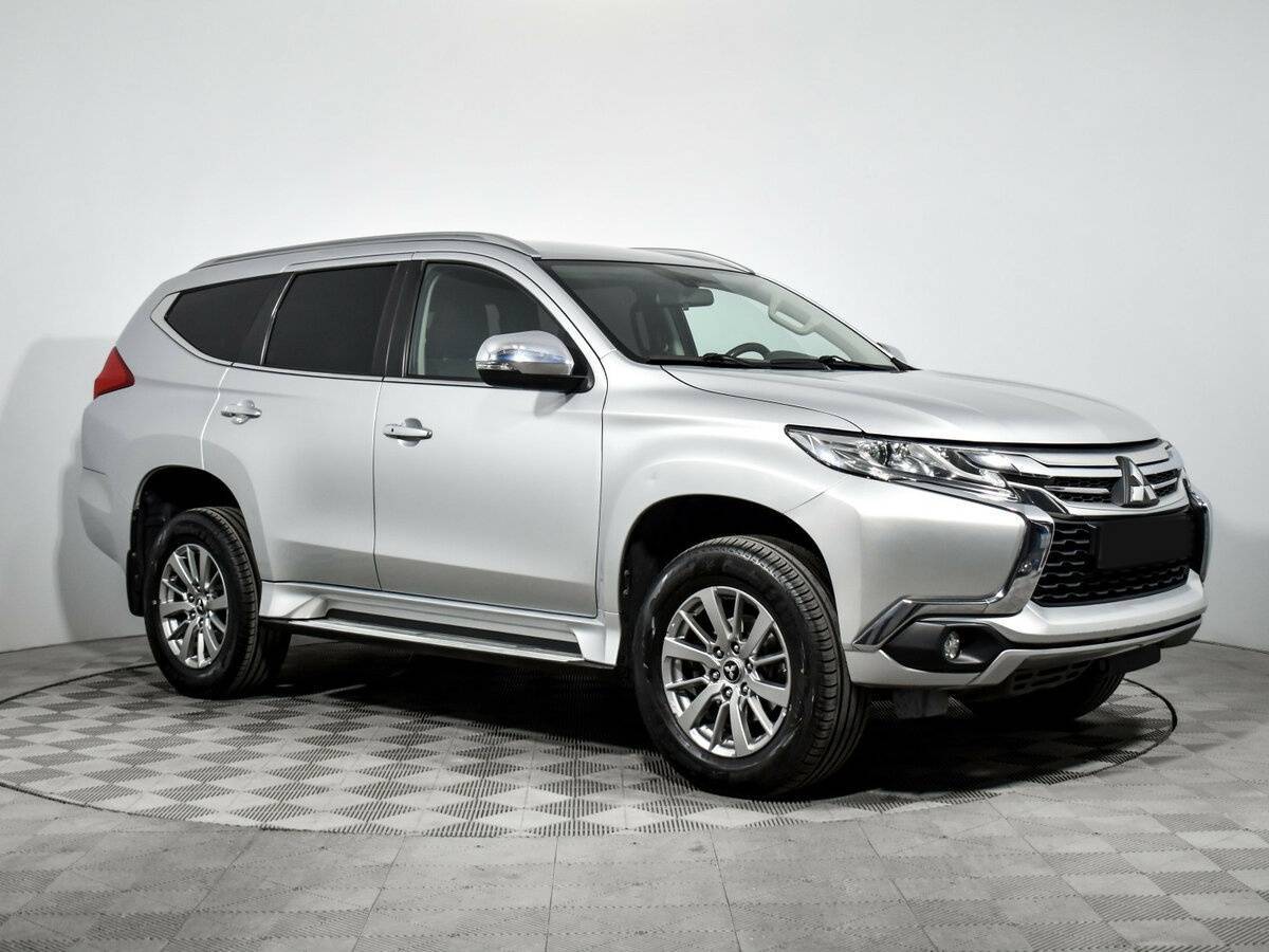 Купить Mitsubishi Pajero Sport с пробегом. Фото: #2