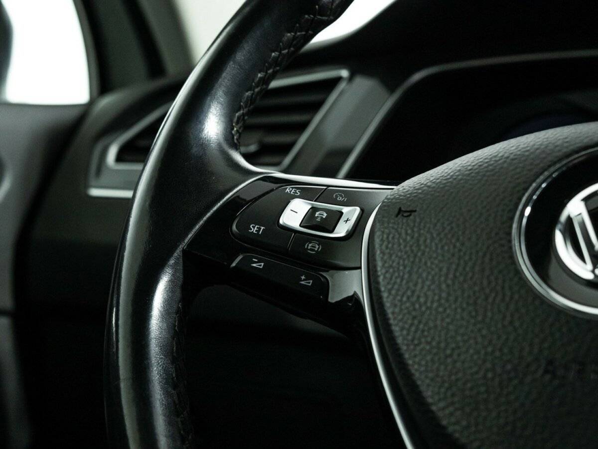 Купить Volkswagen Tiguan с пробегом. Фото: #21