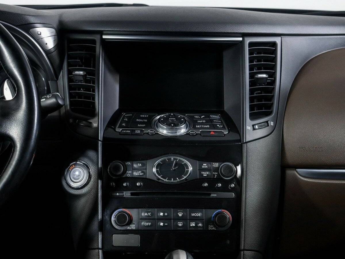 Купить Infiniti FX с пробегом. Фото: #7