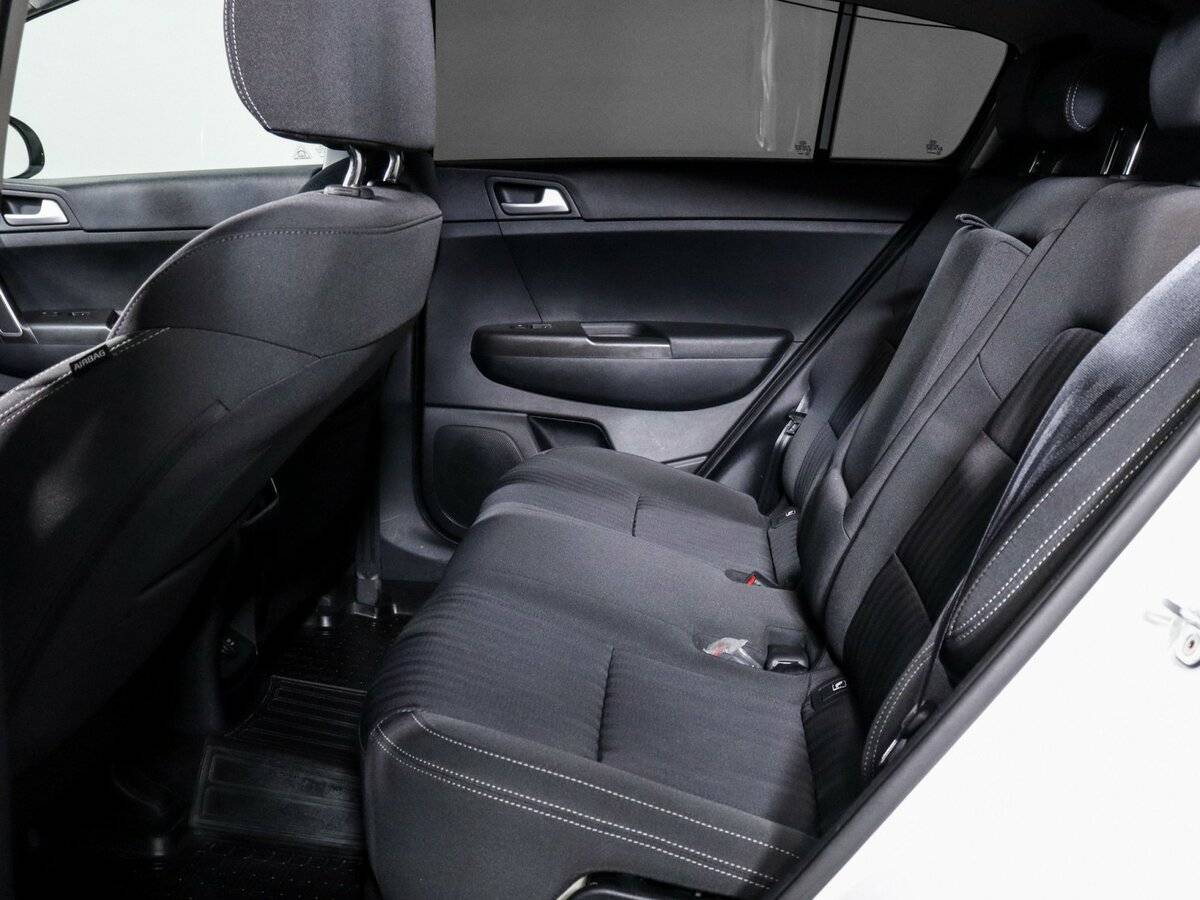 Купить Kia Sportage с пробегом. Фото: #9