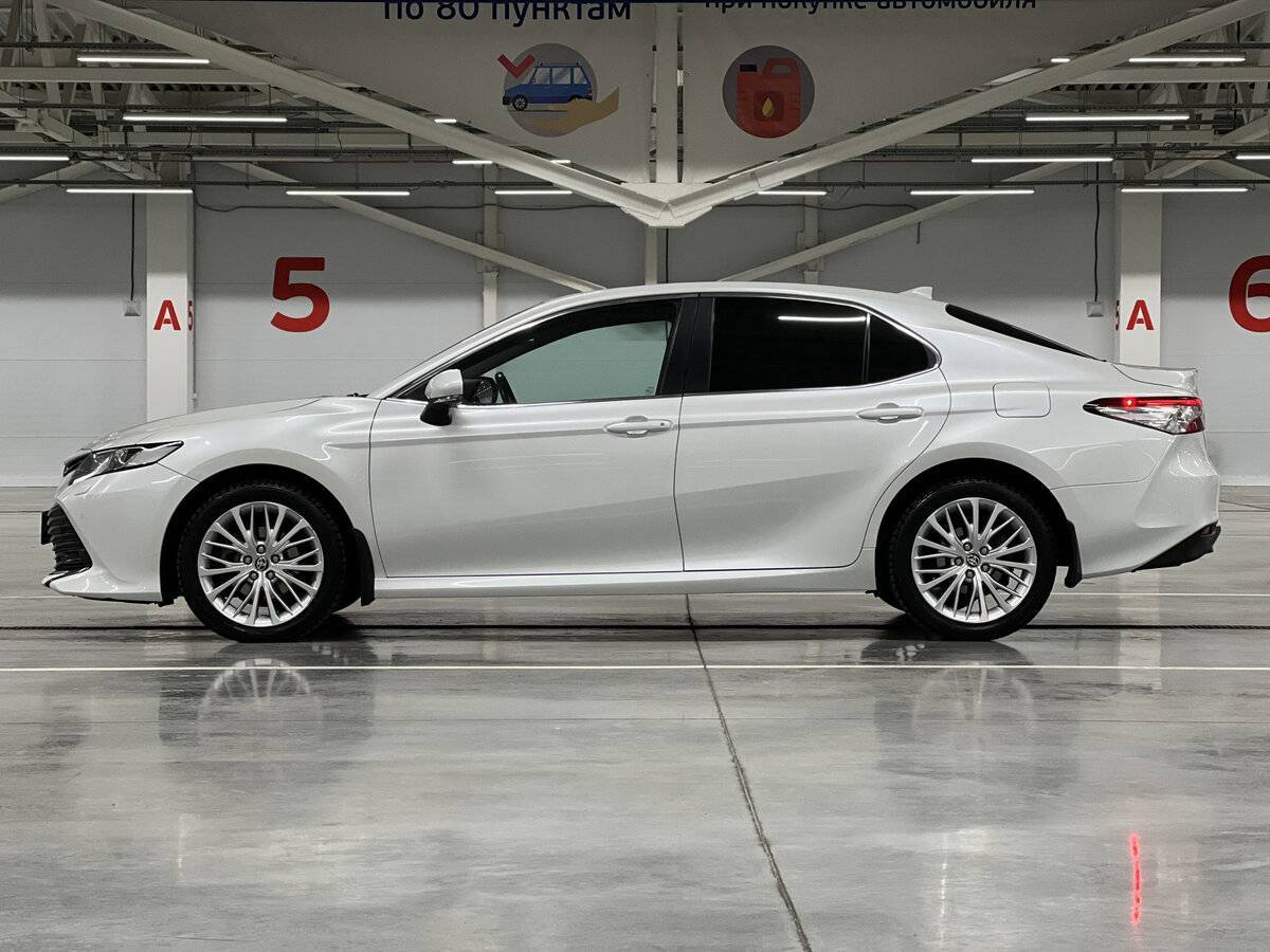 Купить Toyota Camry с пробегом. Фото: #7