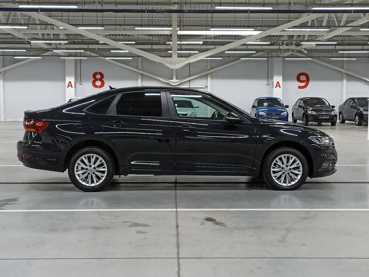 Купить Volkswagen Jetta с пробегом. Фото: #3