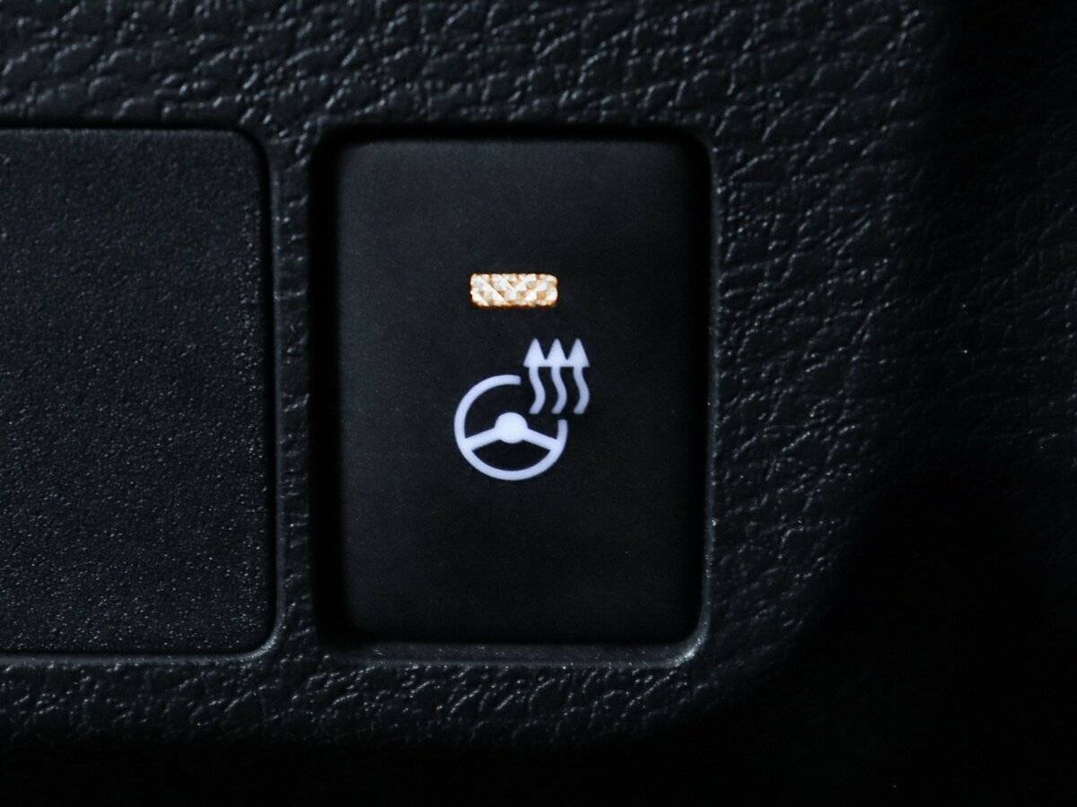 Купить Toyota RAV4 с пробегом. Фото: #19