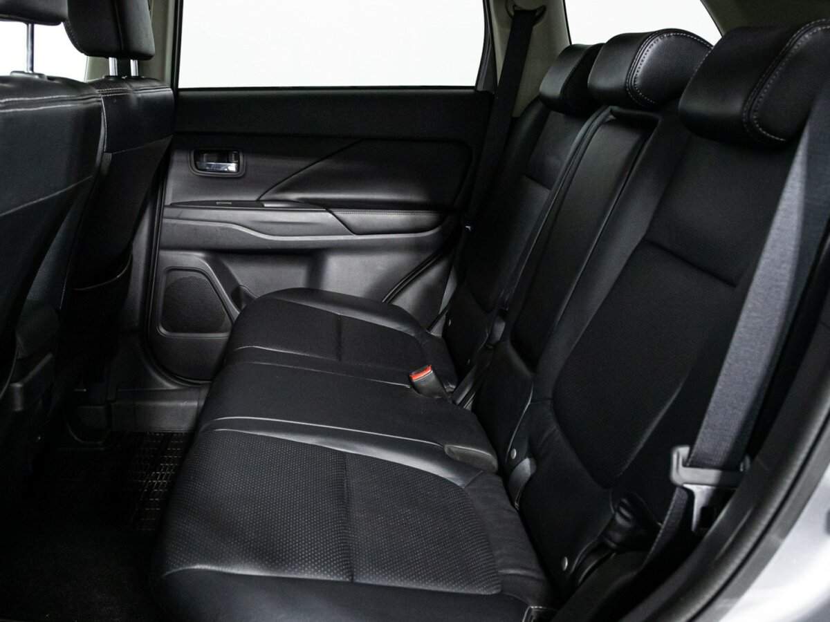 Продажа Б/У Митсубиши Оутлэндер. Фото: #9