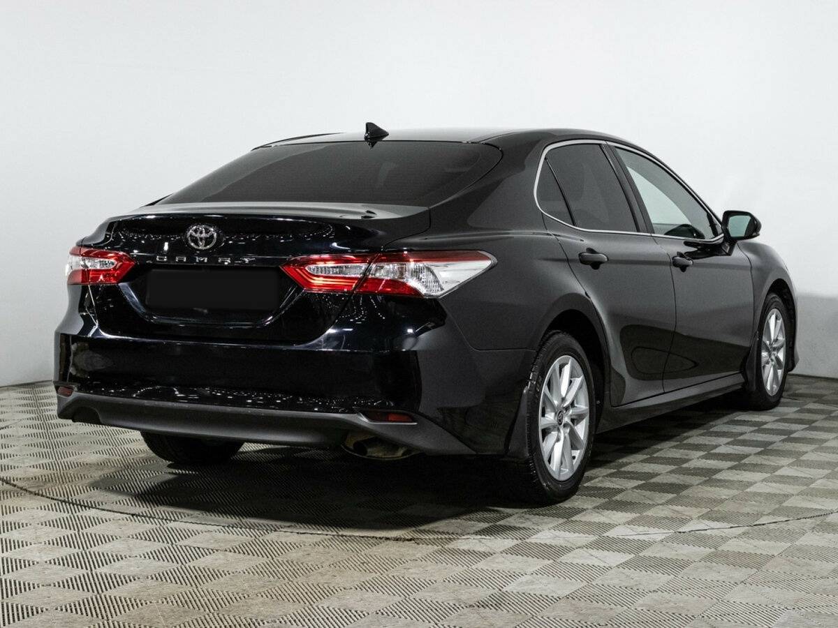 Купить Toyota Camry с пробегом. Фото: #4