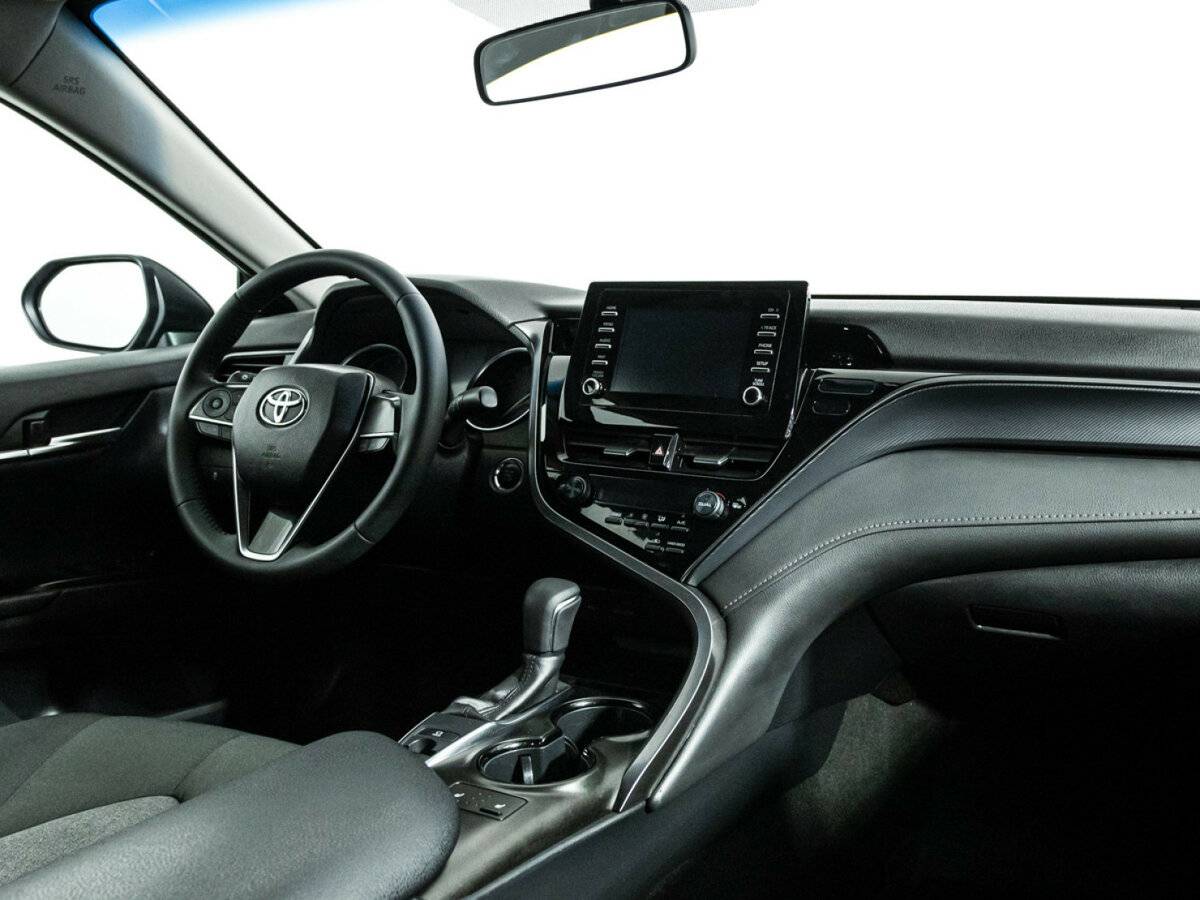 Купить Toyota Camry с пробегом. Фото: #8