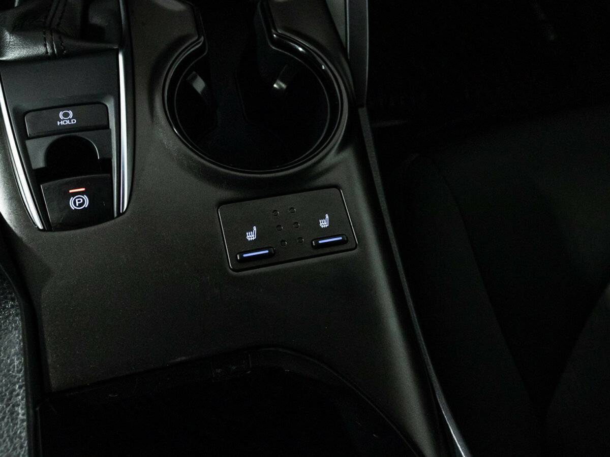 Купить Toyota Camry с пробегом. Фото: #17