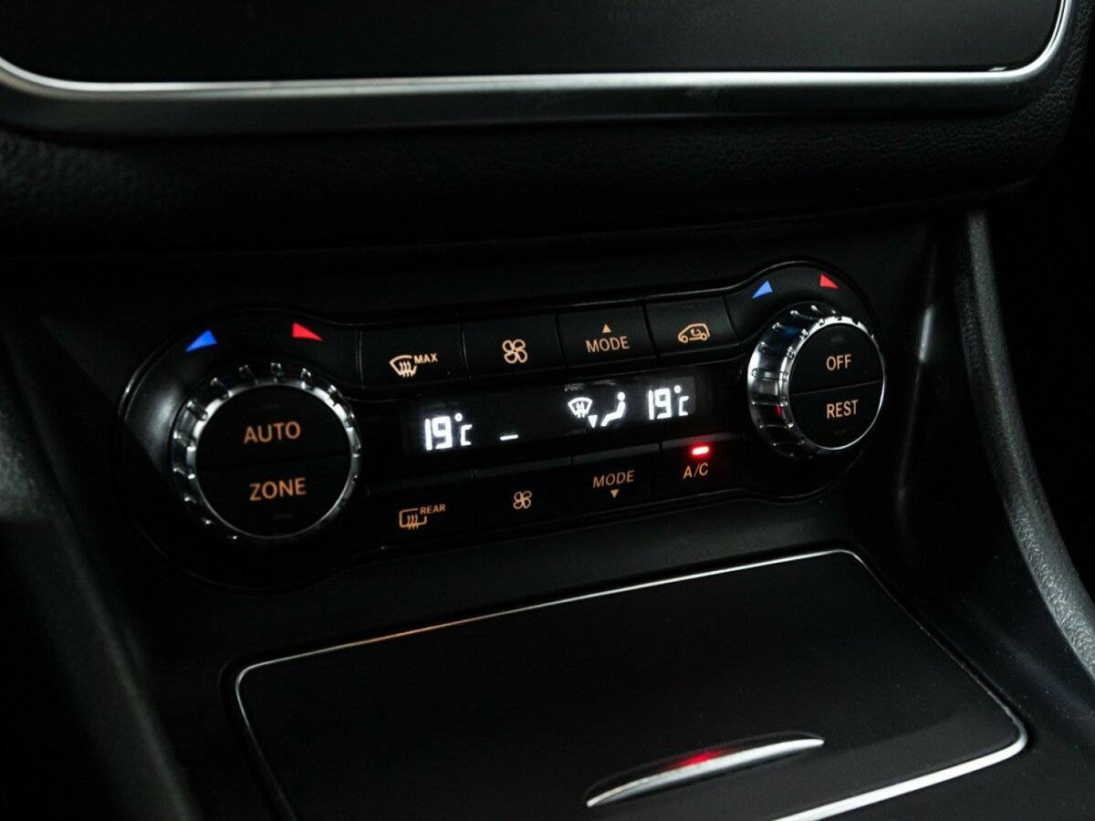 Купить Mercedes-Benz CLA с пробегом. Фото: #16