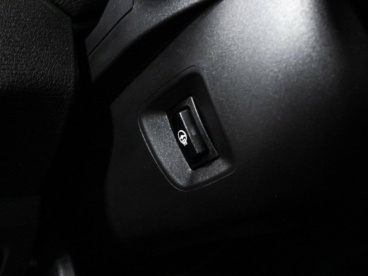 Купить BMW X1 с пробегом. Фото: #18