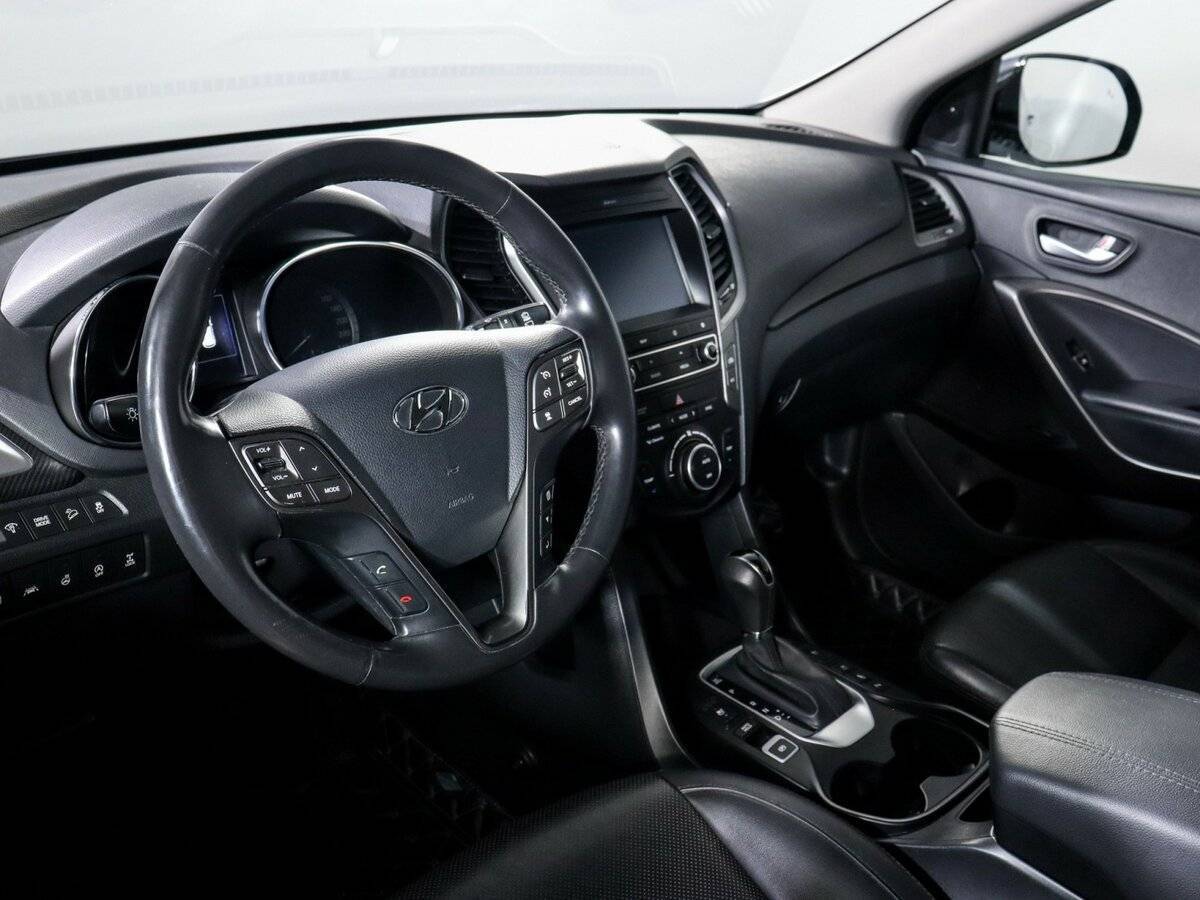 Купить Hyundai Santa Fe с пробегом. Фото: #10