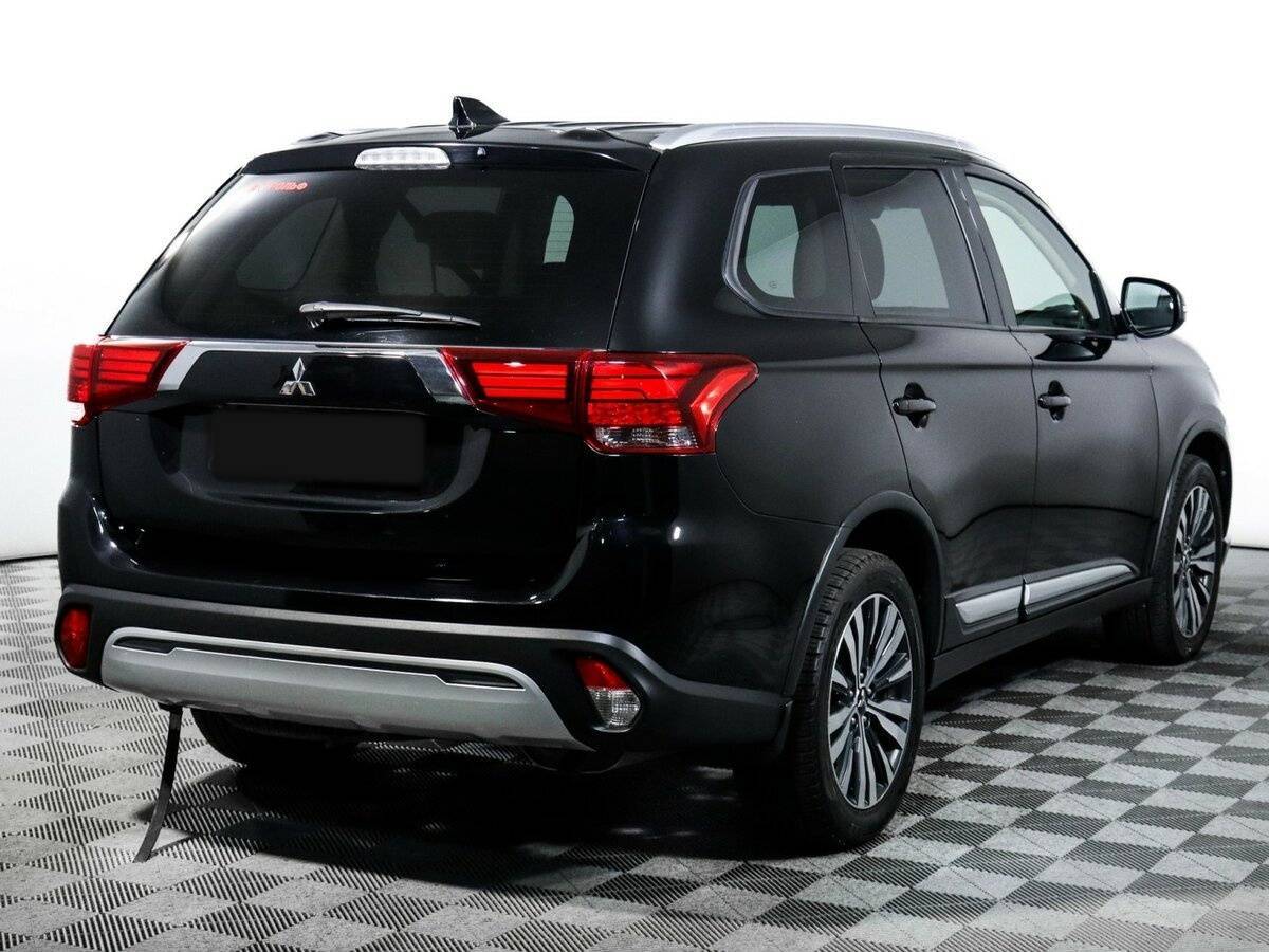 Купить Mitsubishi Outlander с пробегом. Фото: #4