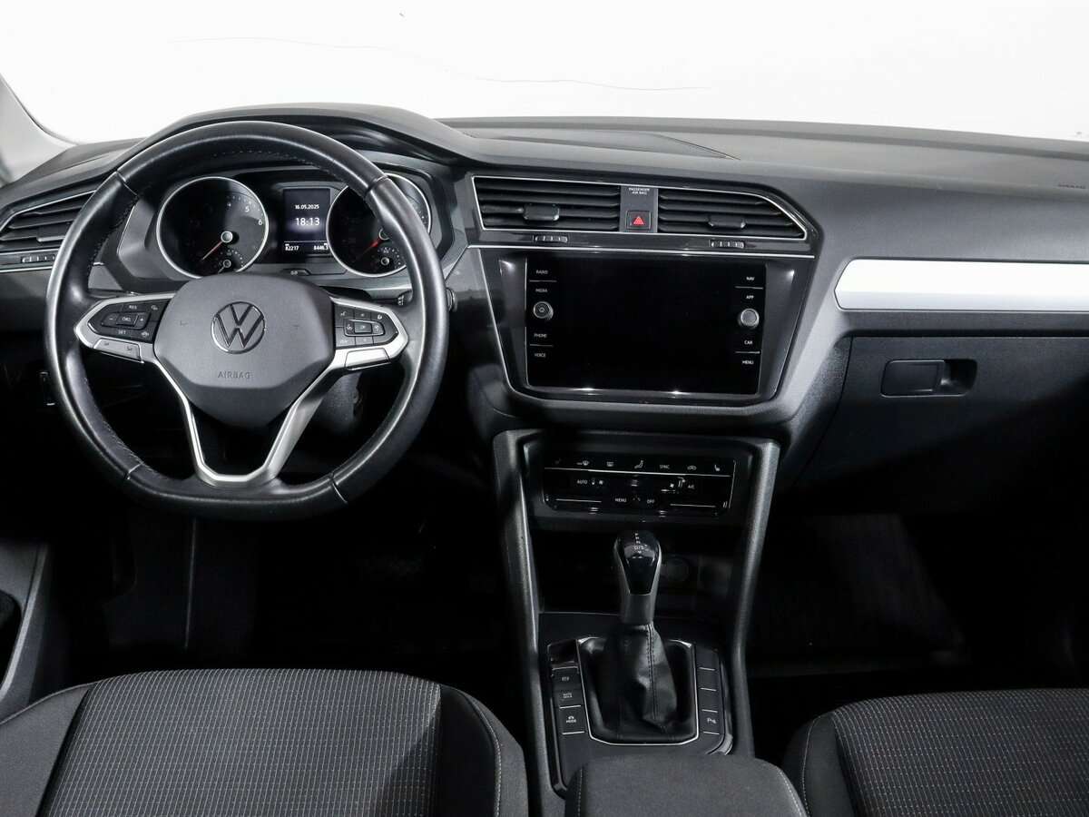 Купить Volkswagen Tiguan с пробегом. Фото: #8