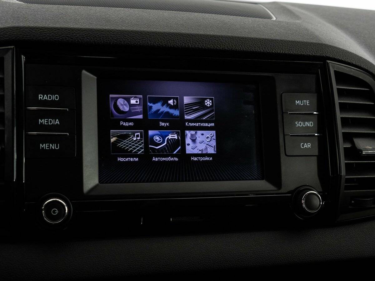 Купить Skoda Karoq с пробегом. Фото: #11