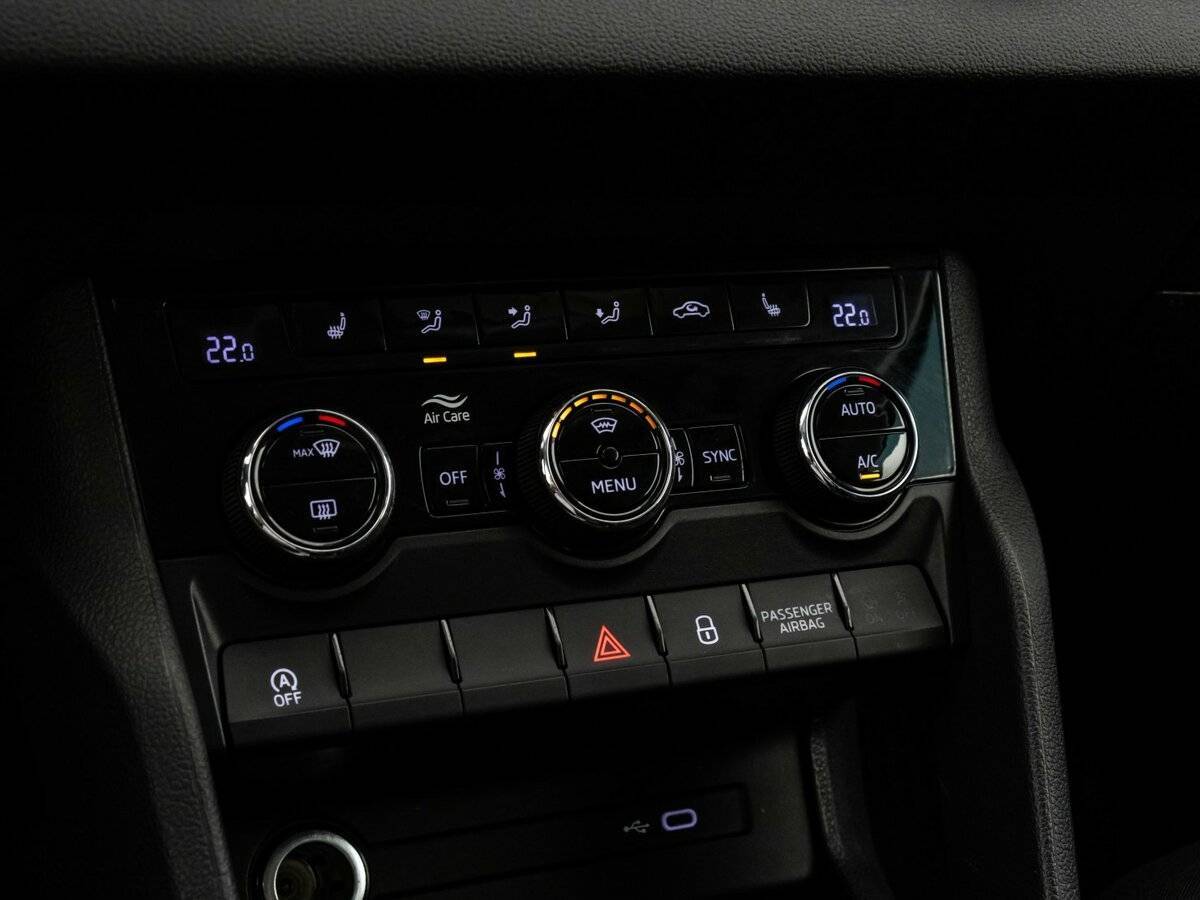 Купить Skoda Karoq с пробегом. Фото: #12