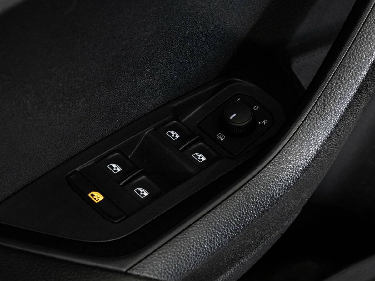 Купить Skoda Karoq с пробегом. Фото: #14