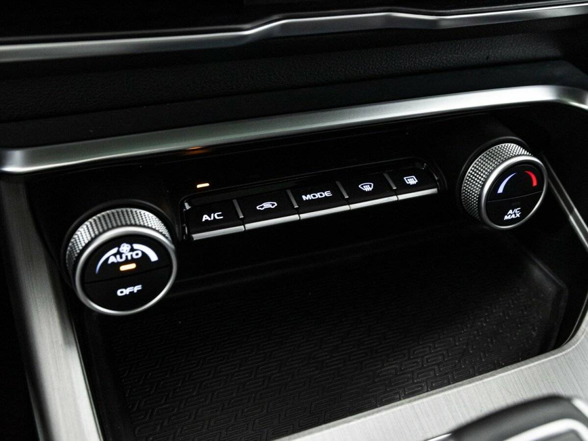 Купить Geely Coolray с пробегом. Фото: #20