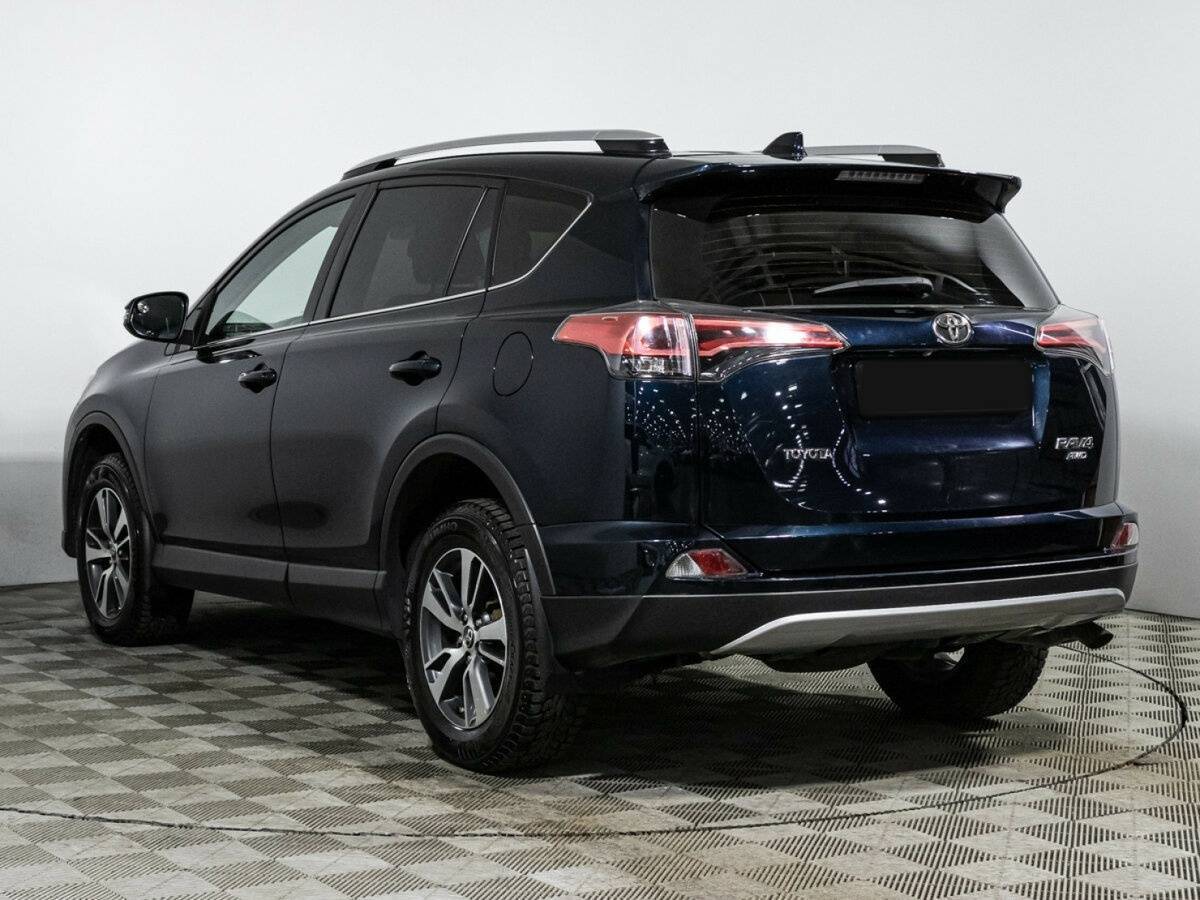 Купить Toyota RAV4 с пробегом. Фото: #6