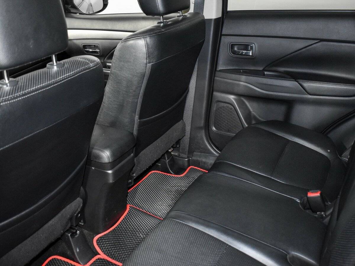 Продажа Б/У Митсубиши Оутлэндер. Фото: #10