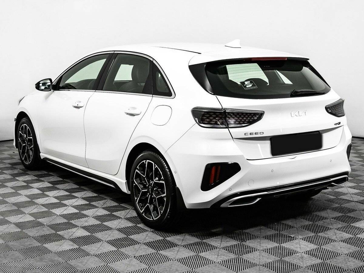 Купить Kia Ceed с пробегом. Фото: #6