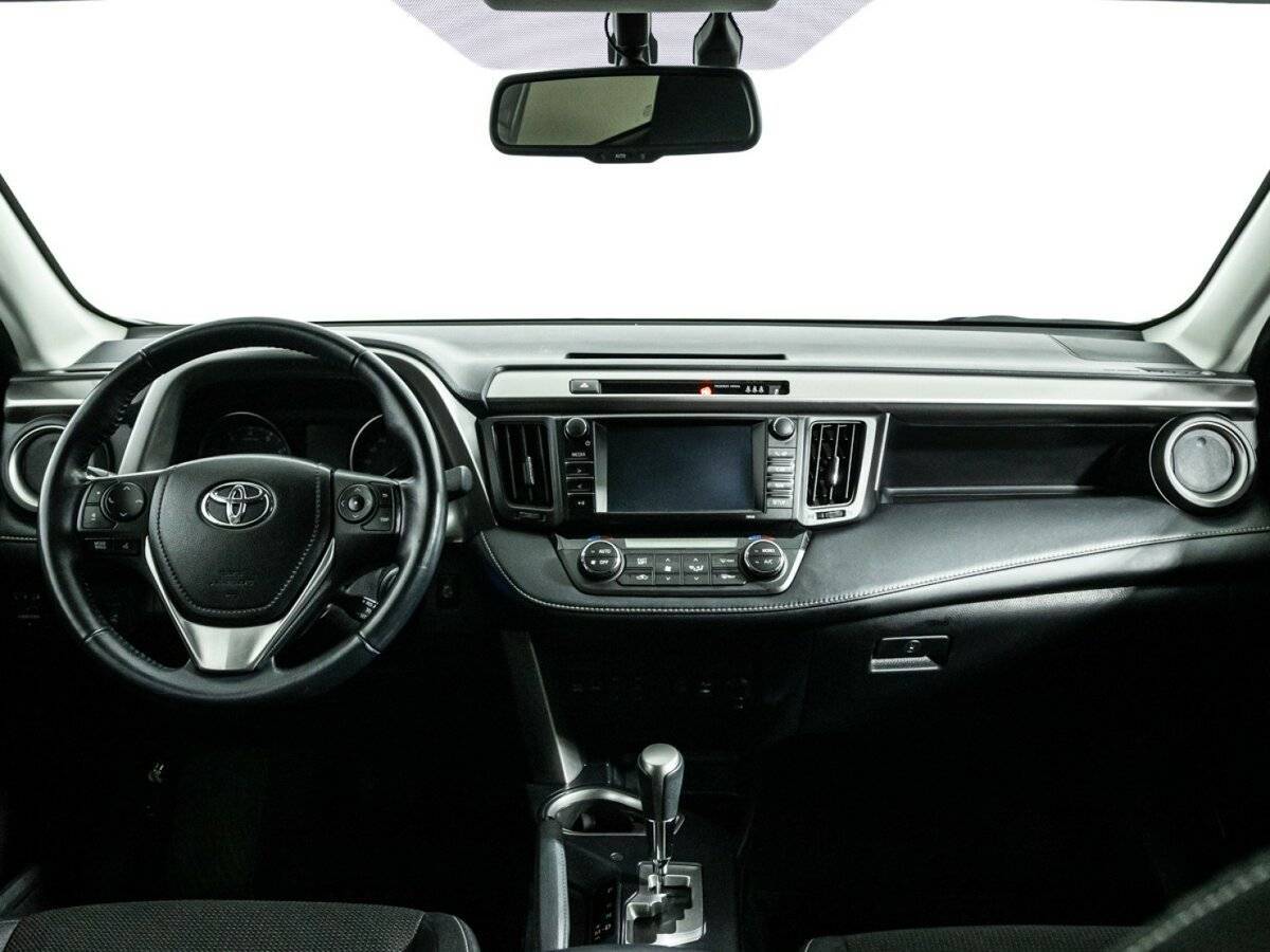 Купить Toyota RAV4 с пробегом. Фото: #12