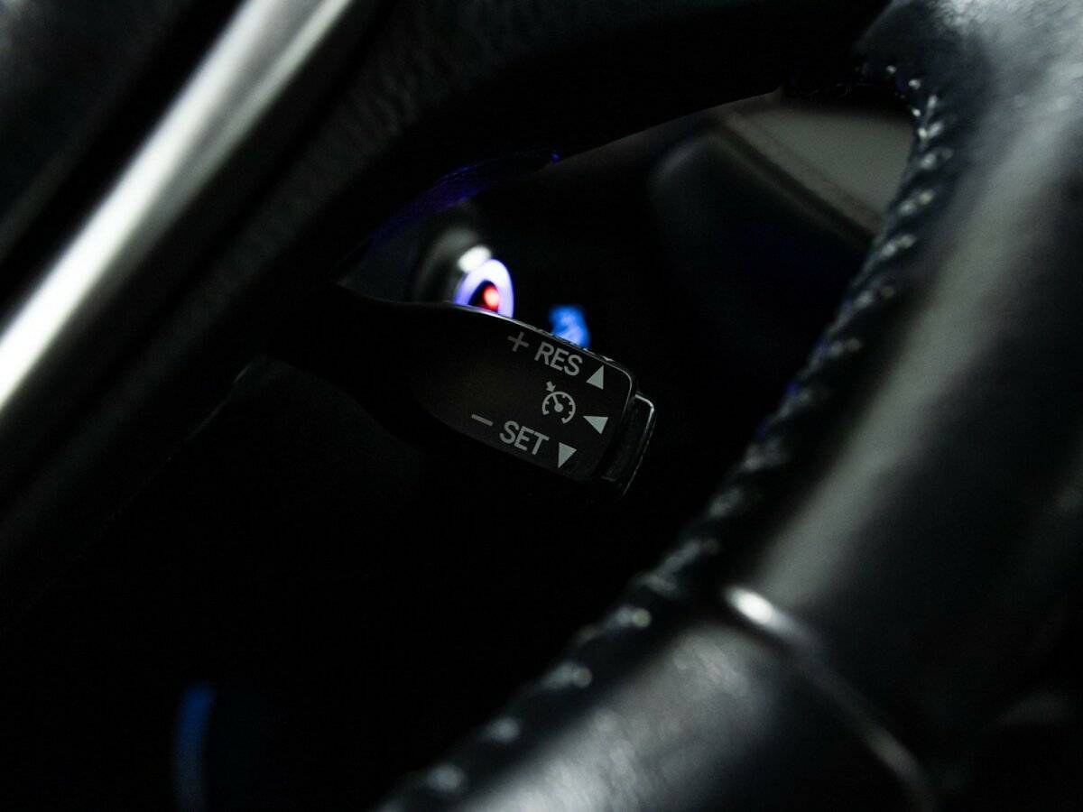 Купить Toyota RAV4 с пробегом. Фото: #21