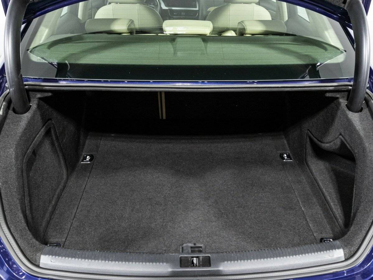 Купить Audi A4 с пробегом. Фото: #14