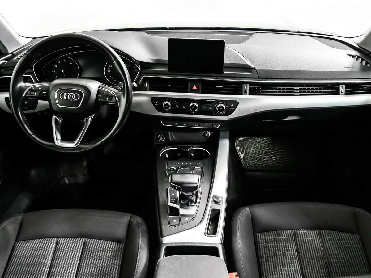 Купить Audi A4 с пробегом. Фото: #10