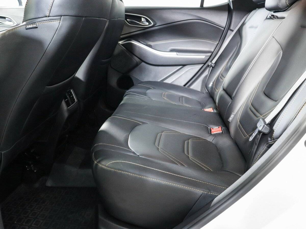 Купить Москвич 3 с пробегом. Фото: #9