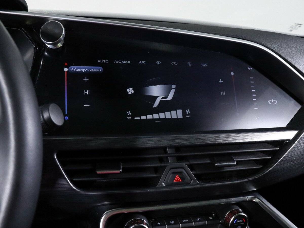 Купить Geely Tugella с пробегом. Фото: #22