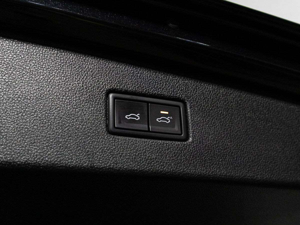 Купить Volkswagen Tiguan с пробегом. Фото: #15