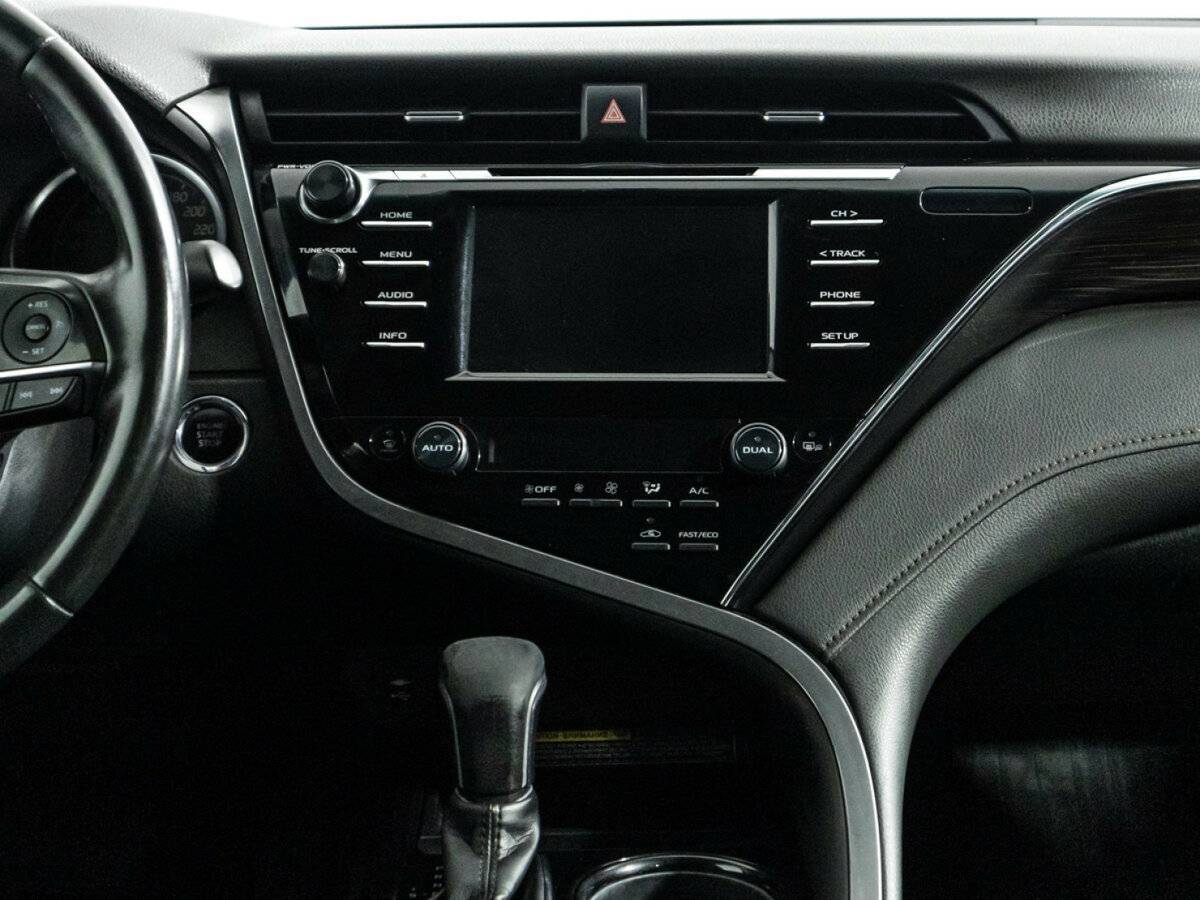 Купить Toyota Camry с пробегом. Фото: #14