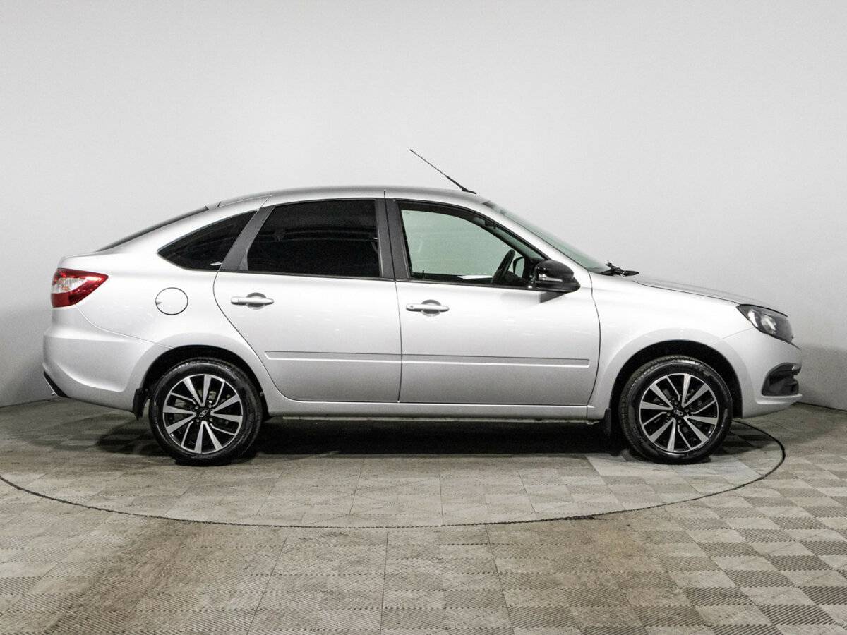 Купить Lada (ВАЗ) Granta с пробегом. Фото: #3