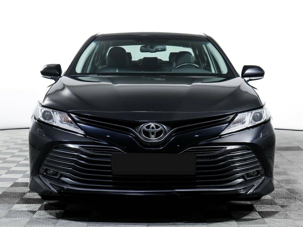Купить Toyota Camry с пробегом. Фото: #1