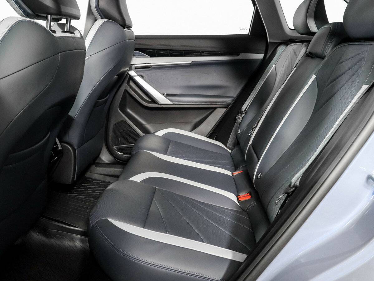 Купить Geely Atlas с пробегом. Фото: #9