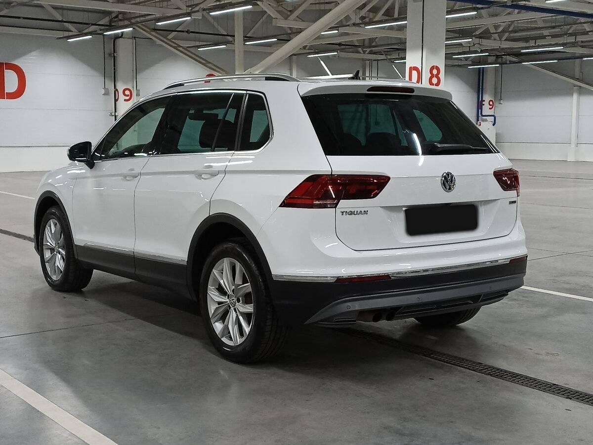 Купить Volkswagen Tiguan с пробегом. Фото: #6