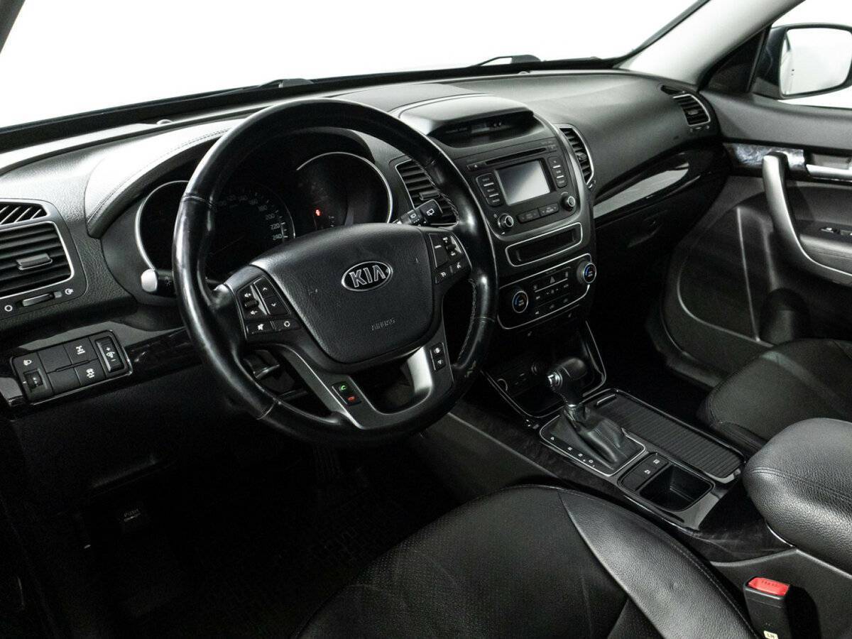 Купить Kia Sorento с пробегом. Фото: #9