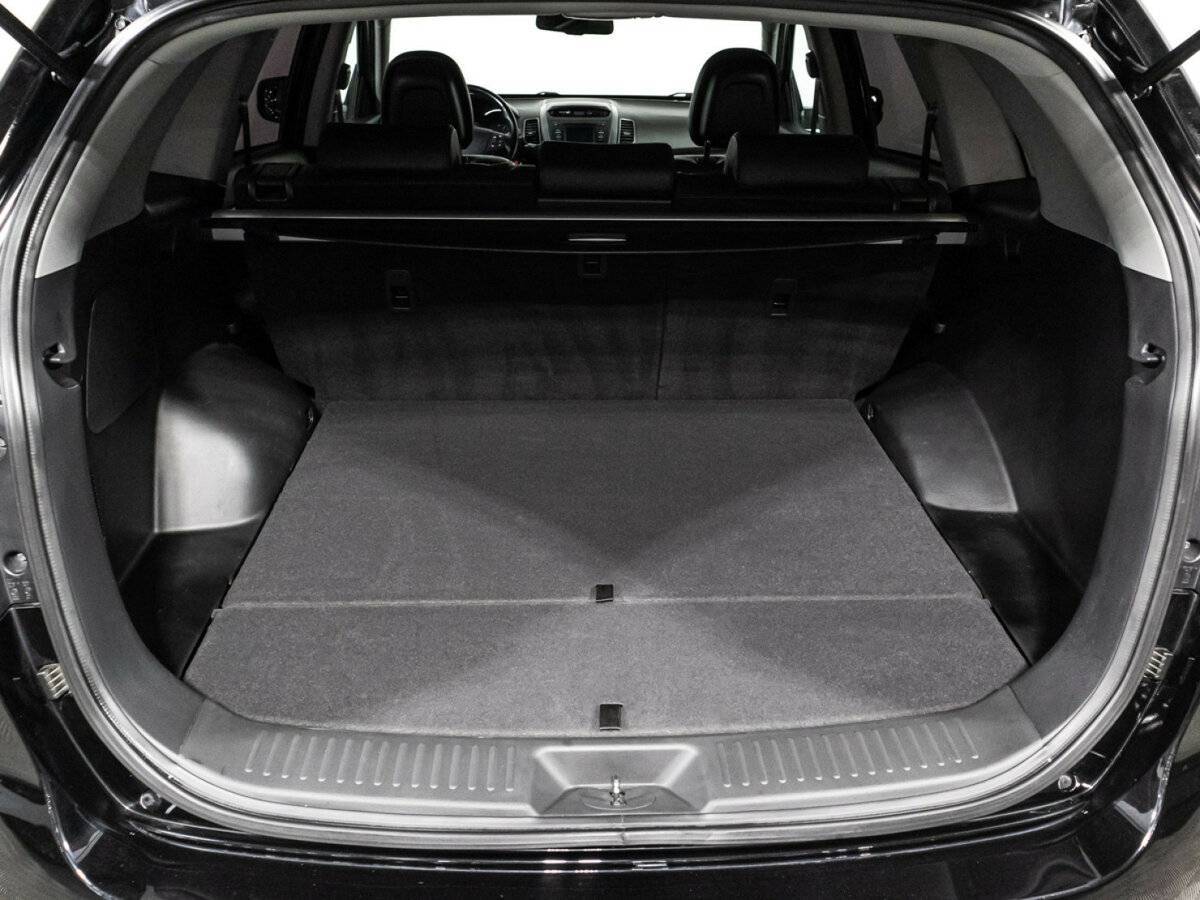 Купить Kia Sorento с пробегом. Фото: #25