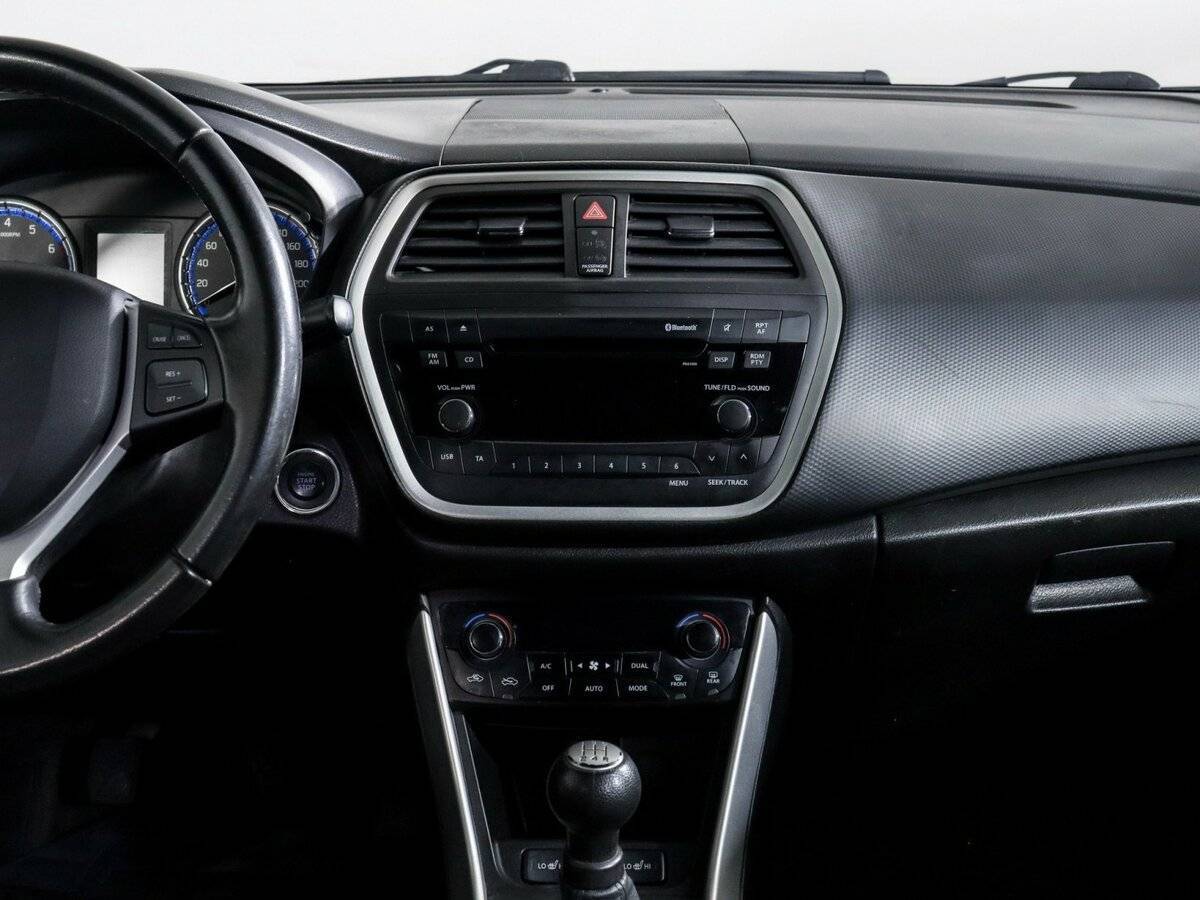 Продажа Б/У Сузуки С-Икс4. Фото: #12