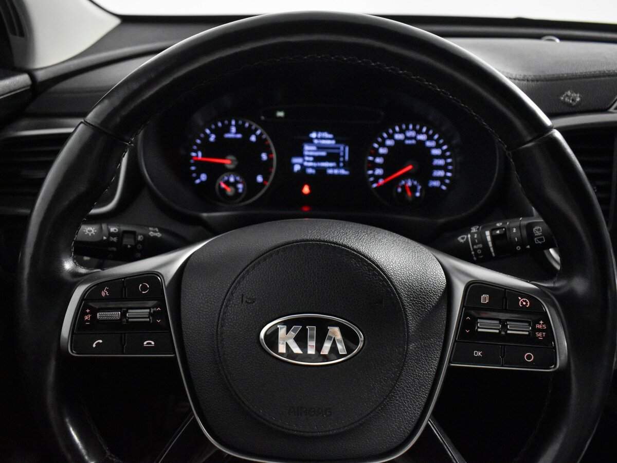 Купить Kia Sorento с пробегом. Фото: #13