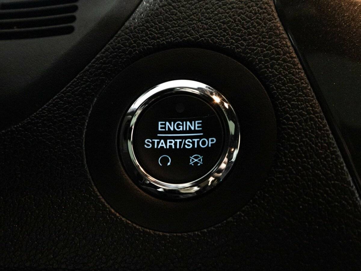 Купить Ford Explorer с пробегом. Фото: #16