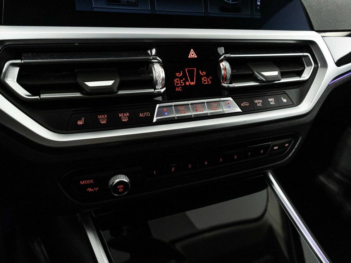 Купить BMW 3 серии с пробегом. Фото: #19